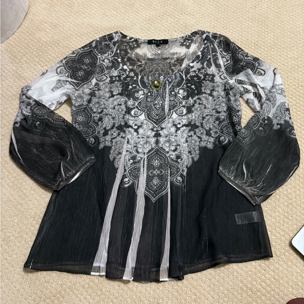 Long sleeve